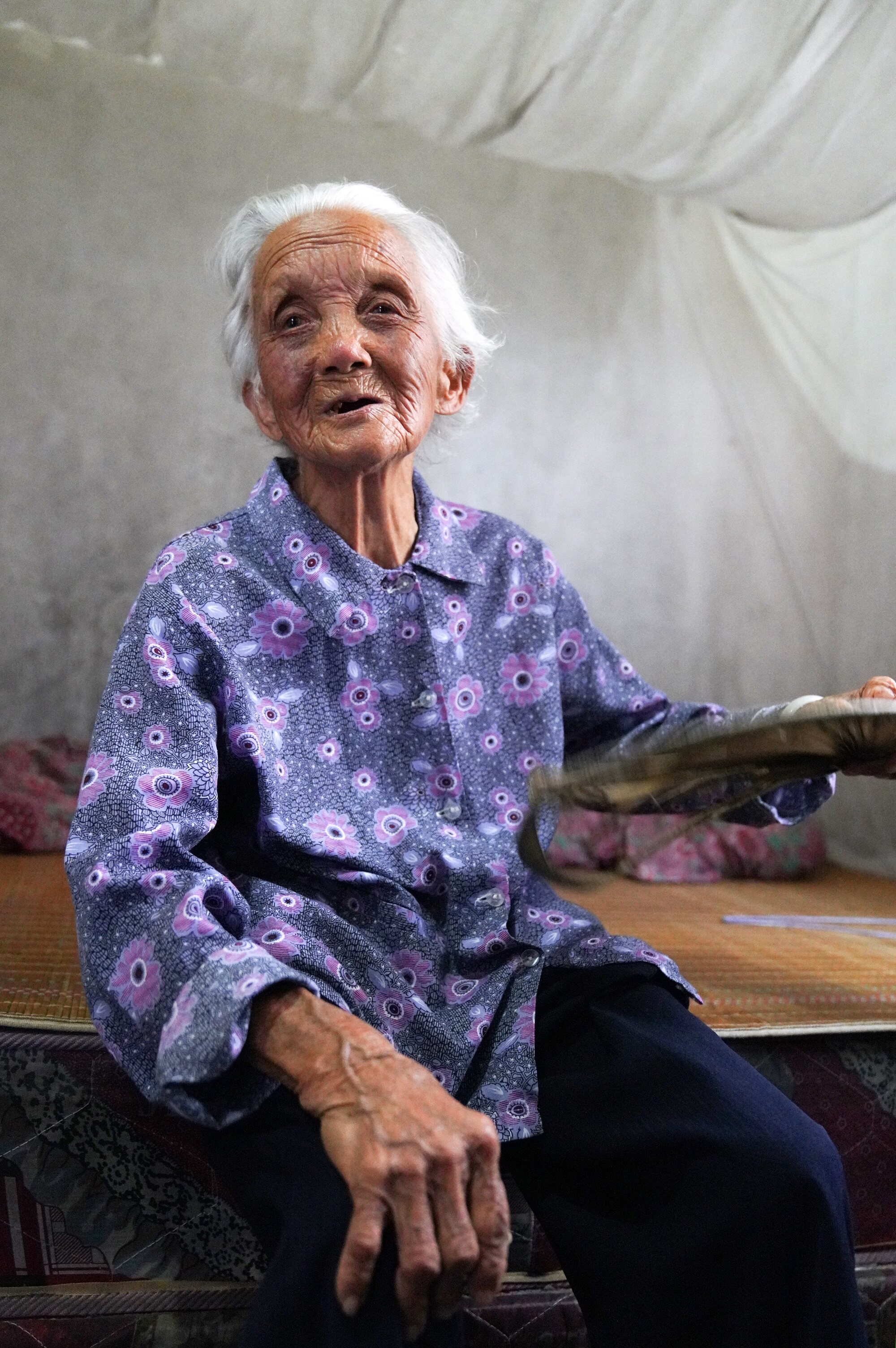 图片素材 : 女人, 肖像, 颜色, 帽子, 表情, 奶奶, 祖母, 特写, 面对, 鼻子, 艺术, 眼镜, 头, 皮肤, 器官, 情感, 祖 ...