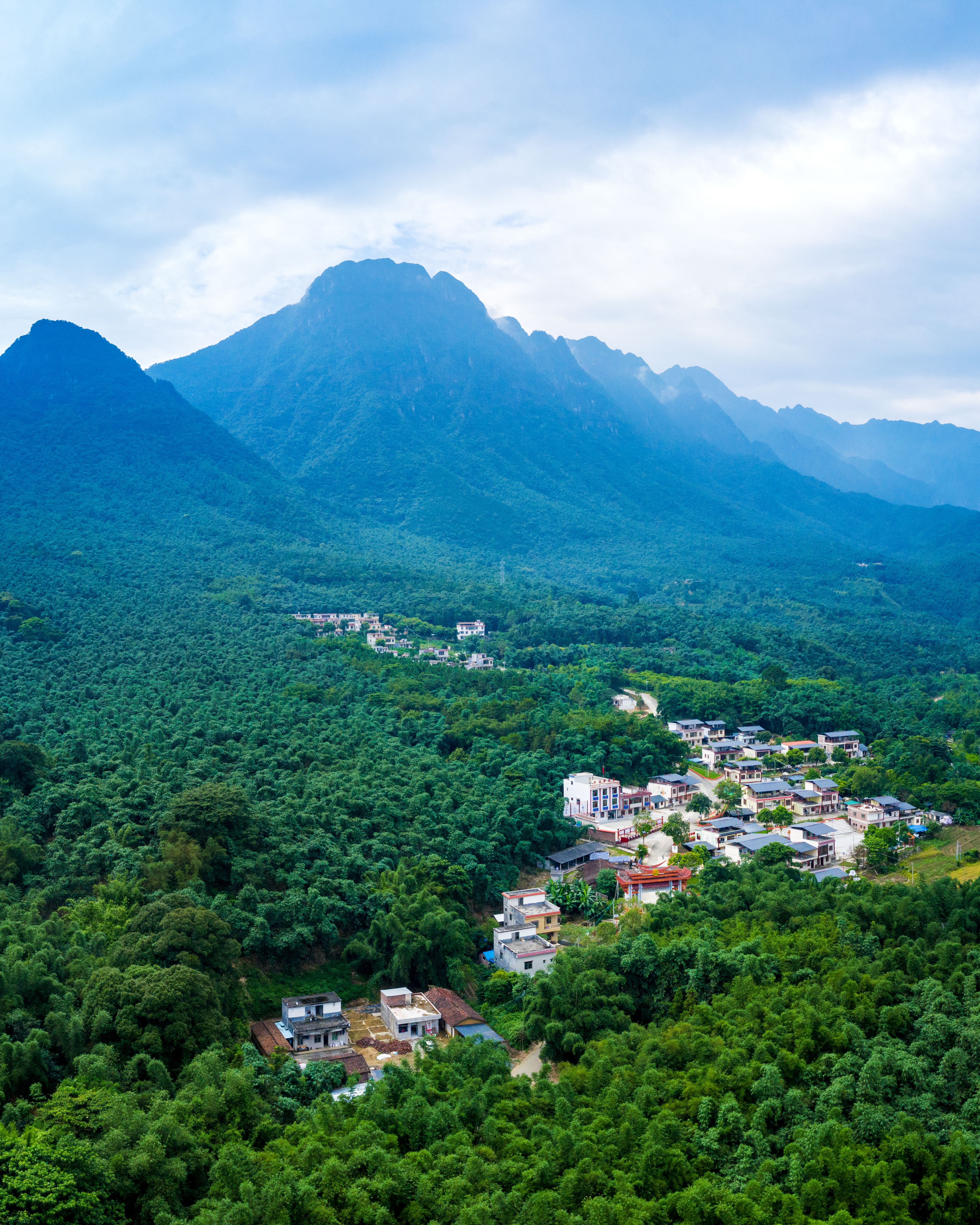 6月25日,英德市石牯塘鎮聯山瑤族村,綠色家園.